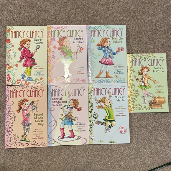 Nancy Clancy books 1-7 - Picture 2 of 2